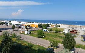Mamaia Summerland Seaview